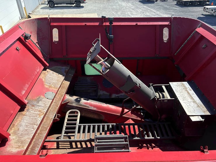 #122136-•-2009-mf-9795-#huc7217-image-101