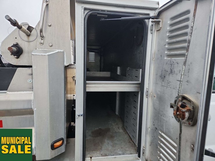 2015-ford-f450-image-18