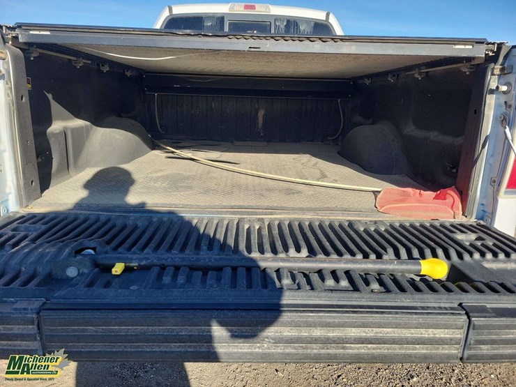 2011-ford-f150-image-28