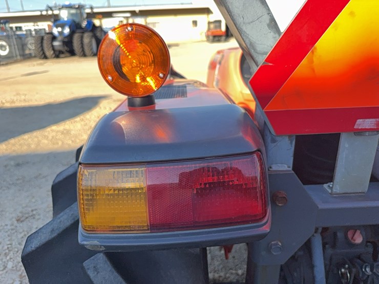 kubota-mx5200-image-43