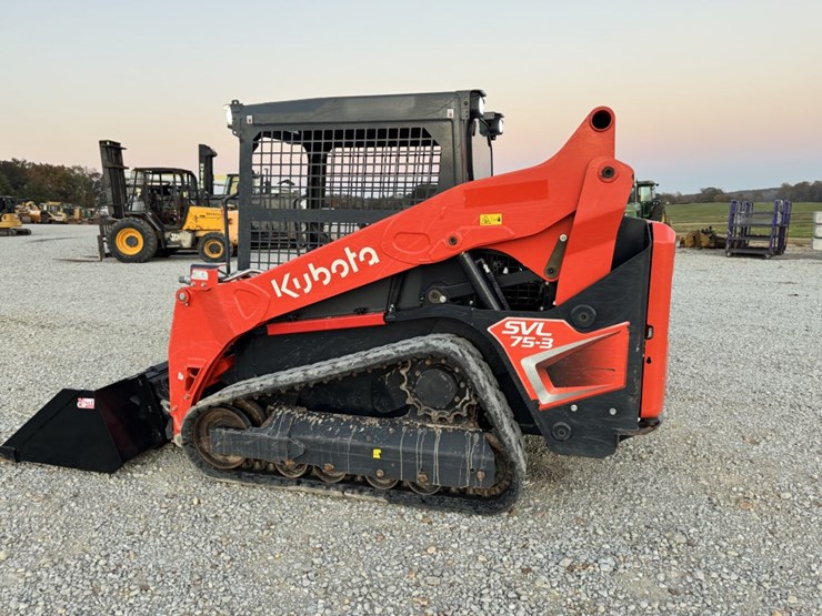 2023-kubota-svl75-3-image-8