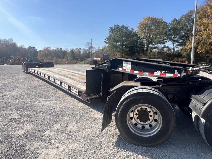 2014-jet-ag-detach-image-1