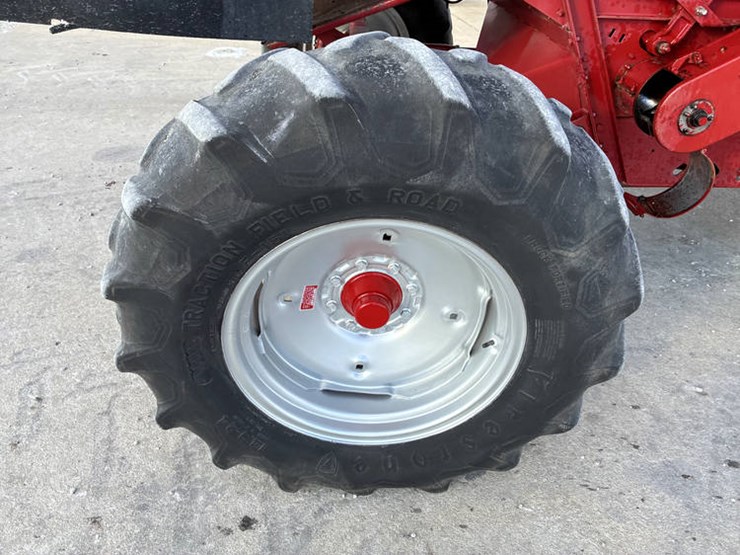 1992-case-ih-1640-image-45