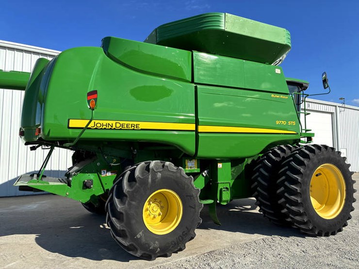 2009-john-deere-9770-sts-image-4