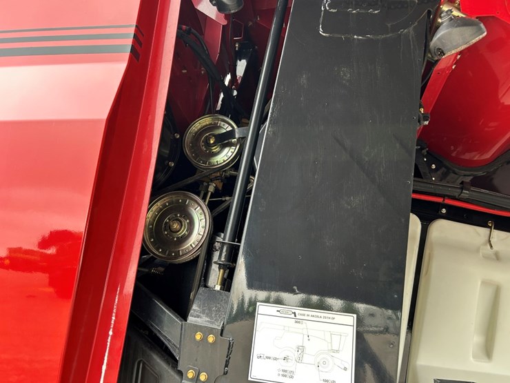 2019-case-ih-8250-image-100