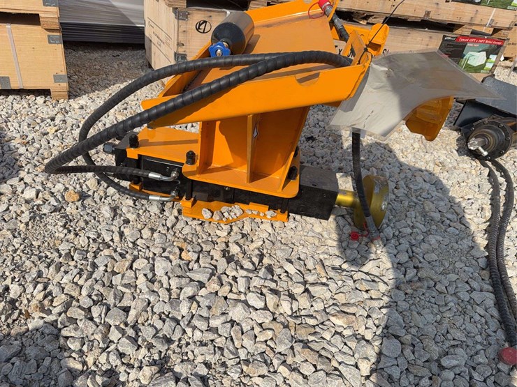 skid-steer-pile-hammer-attachment-image-2