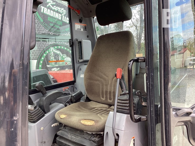 2018-kubota-kx080-4-image-16