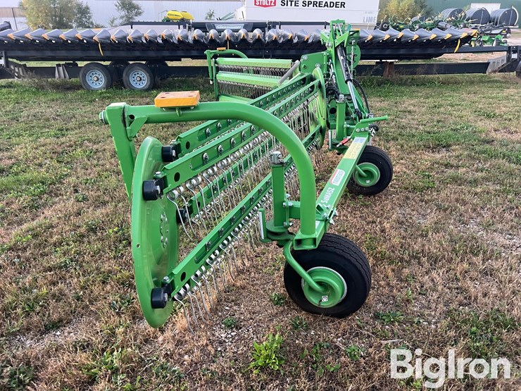 2022-samasz-twist-600p-front-mount-basket-rake-image-4