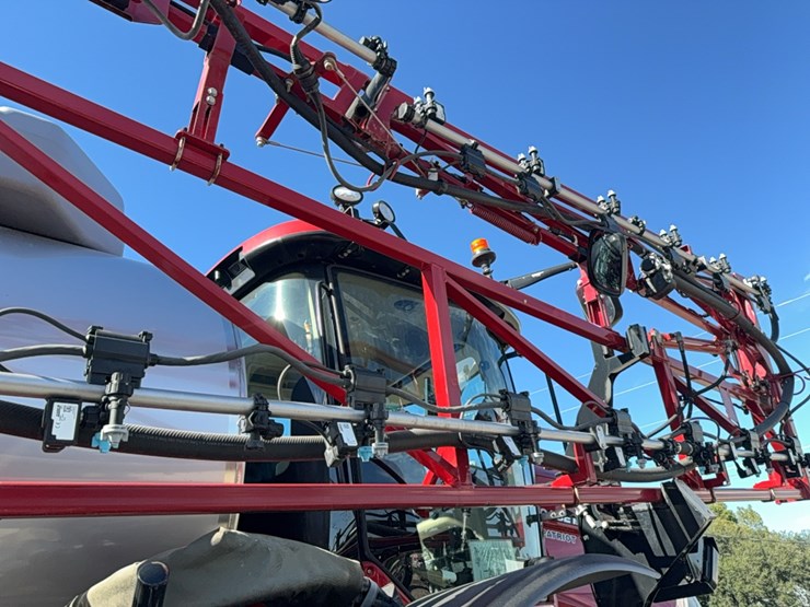 2023-case-ih-4350-patriot--sprayer-image-112