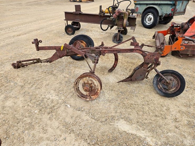 #3102-•-2-btm-pull-plow-frame-image-2