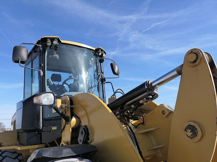 2014-caterpillar-930k-image-33