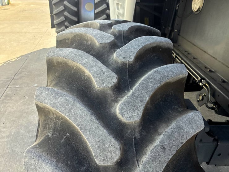 #122136-•-2009-mf-9795-#huc7217-image-55