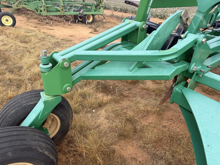 great-plains-6330uc-image-17