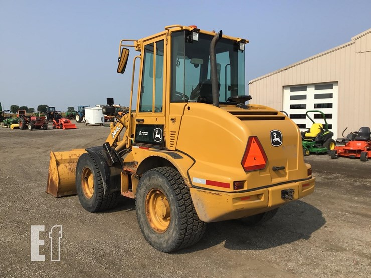 2007-deere-244j-image-6