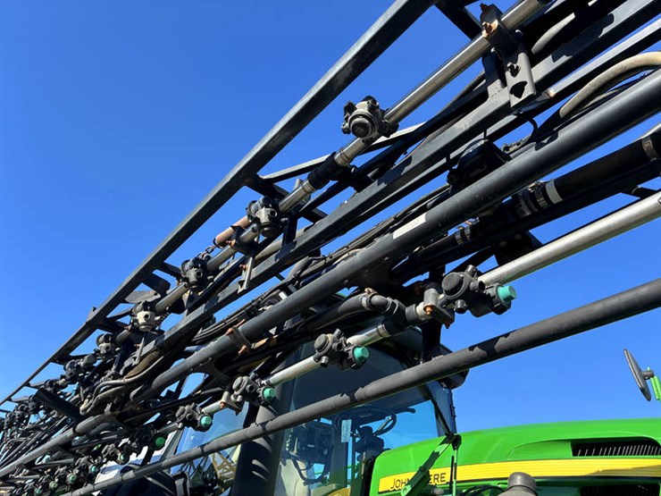 2014-john-deere-4830-image-19