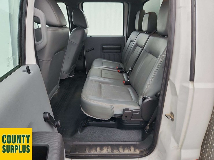 2011-ford-f550-image-31