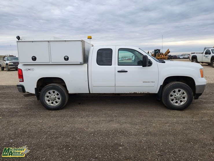2013-gmc-sierra-2500hd-sle-image-6