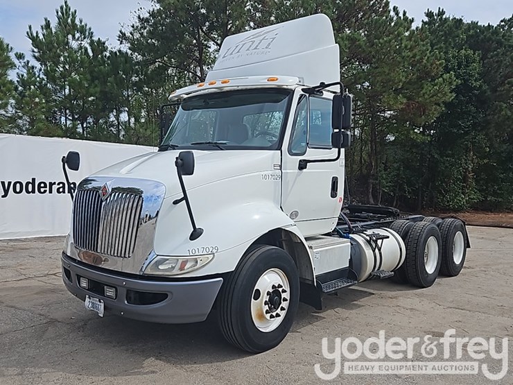 2017-international-8600-image-1