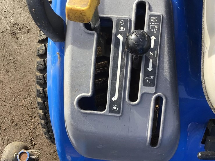 2006-new-holland-tz22da-image-15