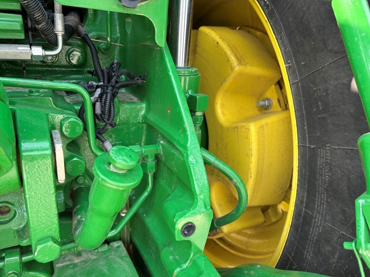 2014-john-deere-8270r-image-72