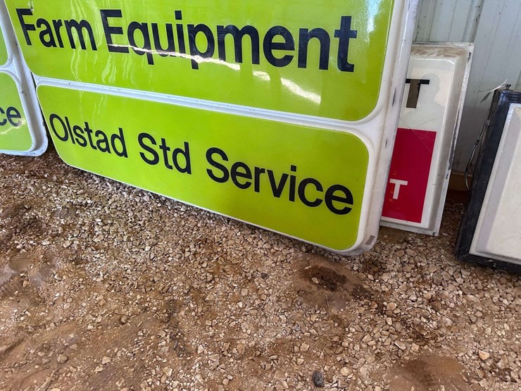 (2)-white-farm-equipment-plastic-bubble-panels-image-10