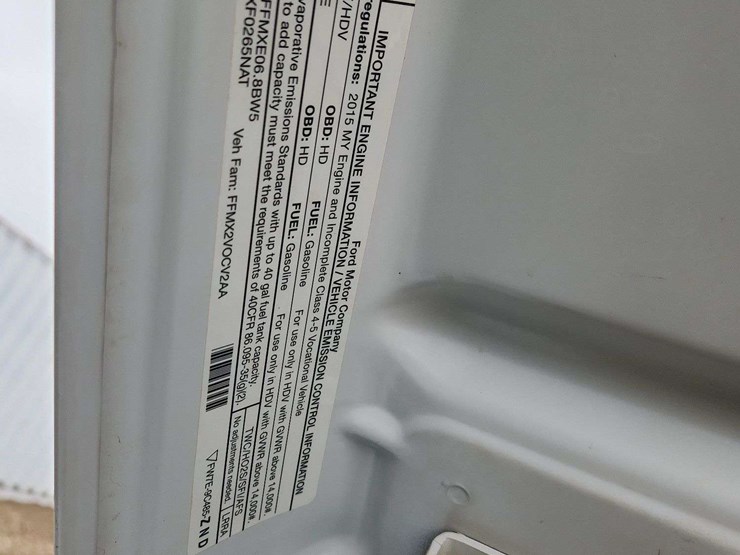 2015-ford-f550-image-28