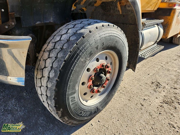 2009-international-workstar-7500-image-41