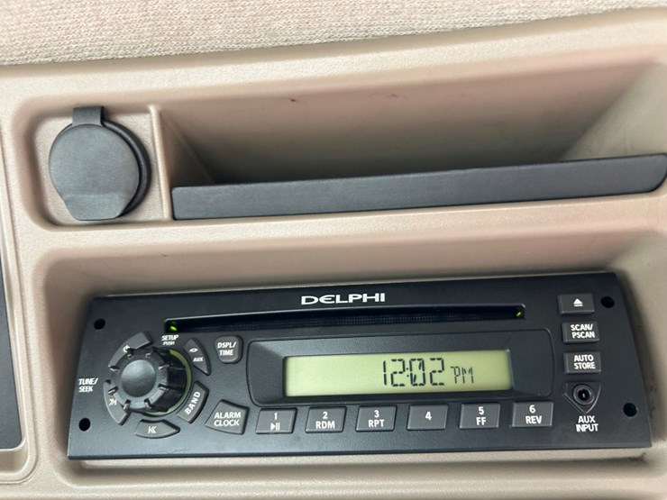 2013-case-ih-steiger-550-image-40