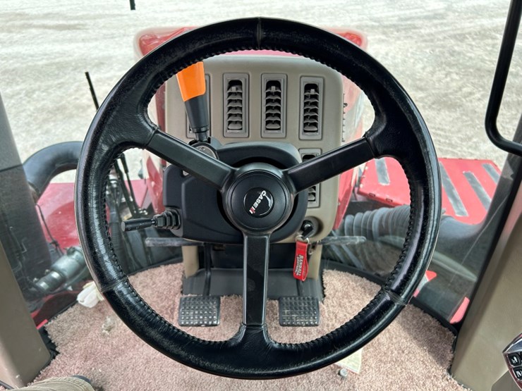 2013-case-ih-steiger-550-image-37