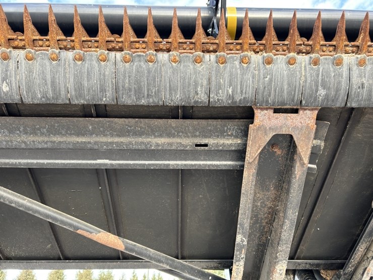 2019-mac-don-fd140-image-40