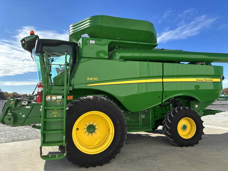 2013-john-deere-s670-image-8