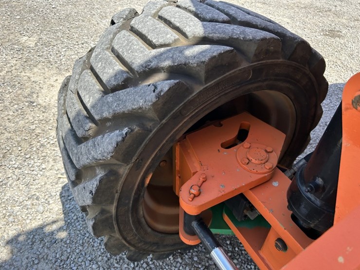 2008-jlg-800a-image-52