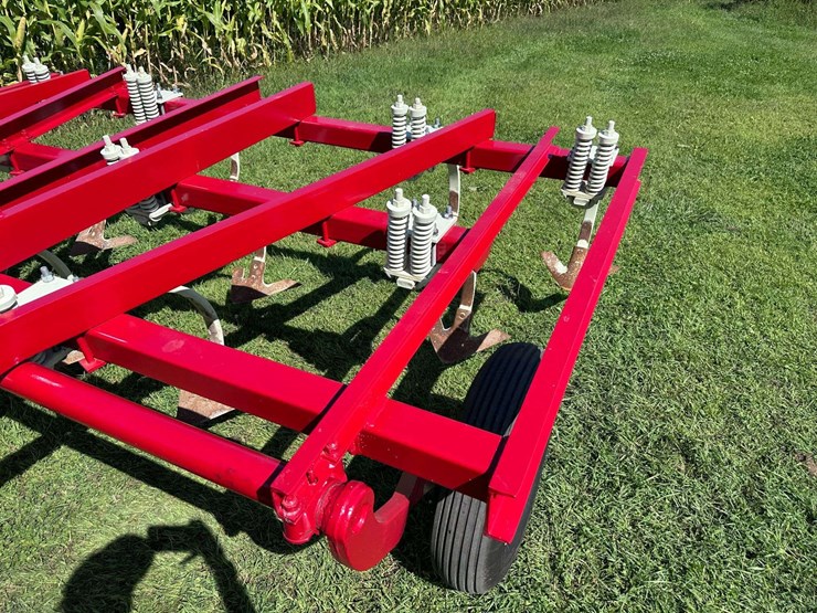 cockshutt-model-247-ripper-image-6