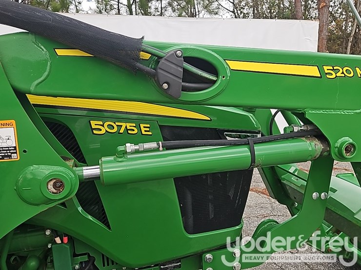 2019-john-deere-5075e-image-19