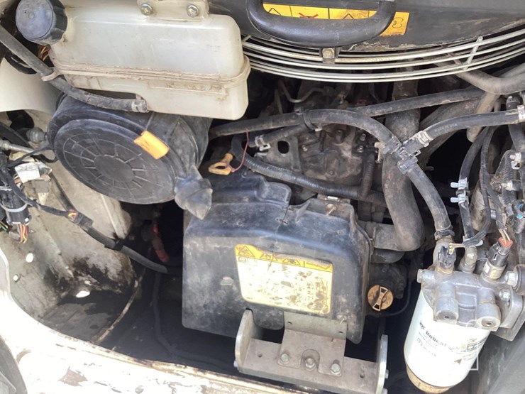 2021-bobcat-s76-image-11