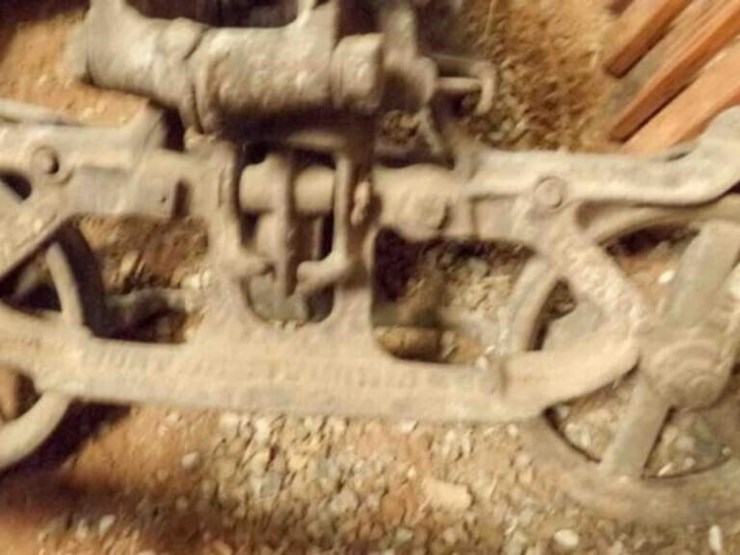 vintage-trolley,-more-image-2