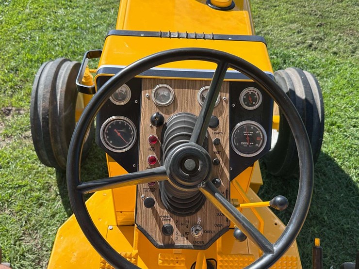 minneapolis-moline-g940-image-51