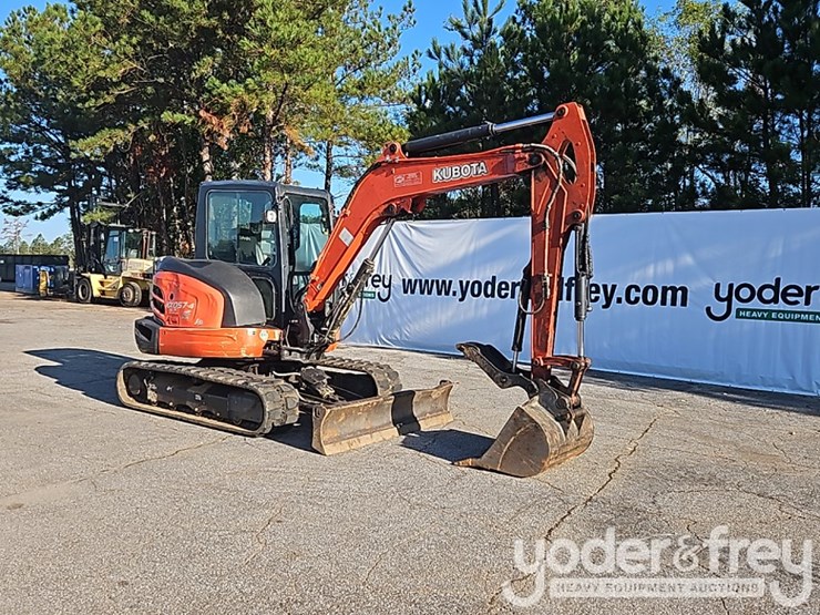 2016-kubota-kx057-4-image-6