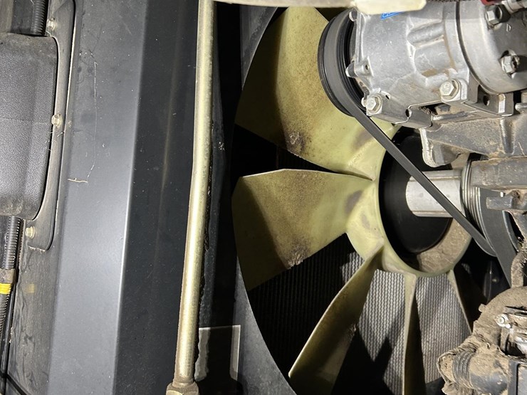 2018-case-ih-wd2504-image-66