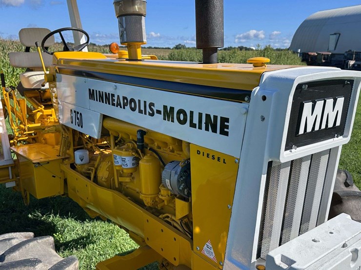 minneapolis-moline-g750-image-44