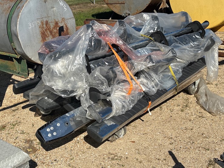 #24758-•-running-boards-image-2