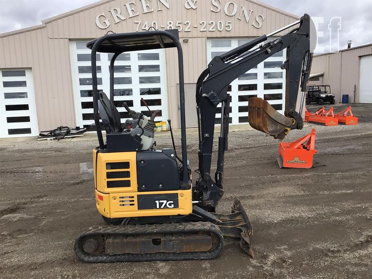 2016-deere-17g-image-1