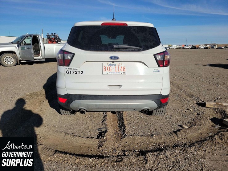 2017-ford-escape-image-5