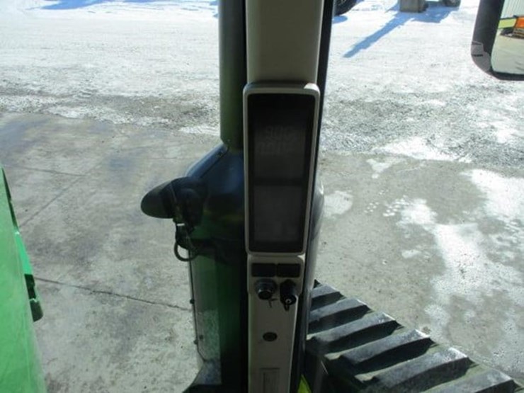 2013-john-deere-8360rt-image-43