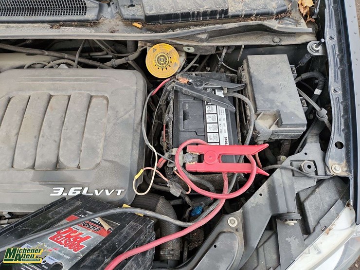 2016-dodge-grand-caravan-crew-image-25