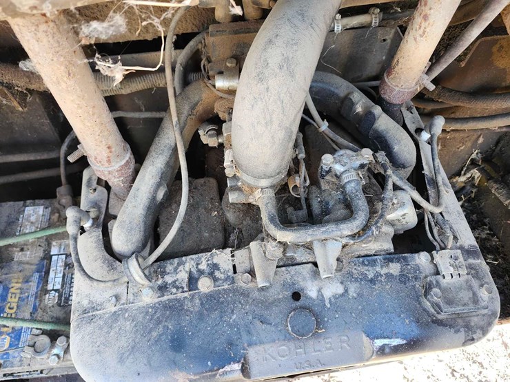 1976-melroe-bobcat-520-skid-steer-image-14