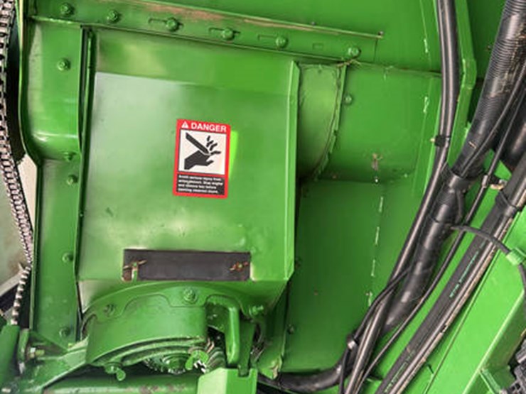 2005-john-deere-9560-sts-image-64