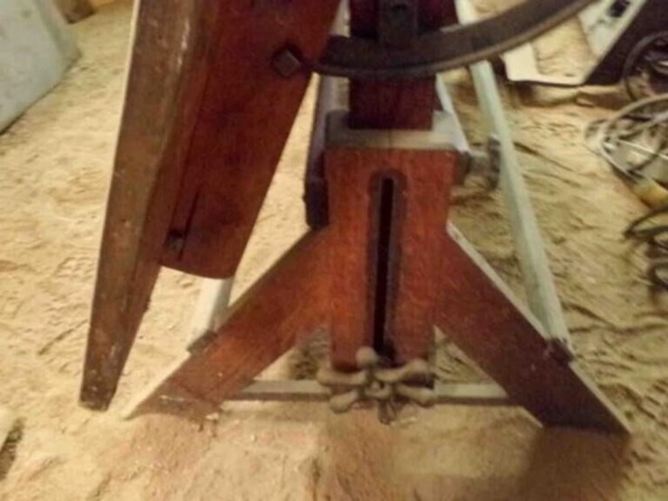 adjustable-drafting-table,-54"-x-36"-image-3