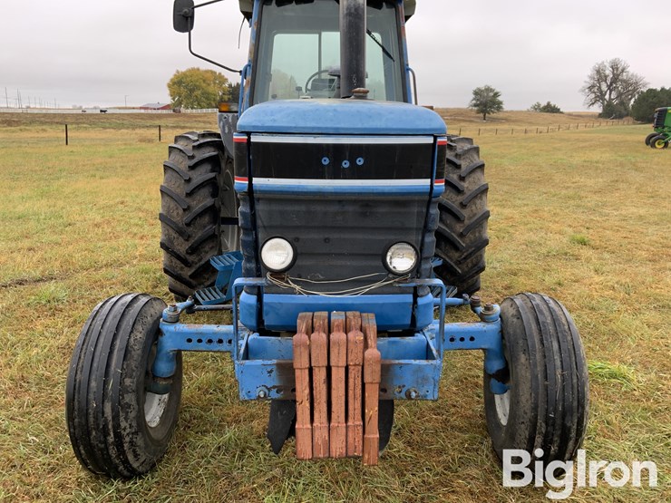 1990-ford-8730-image-16