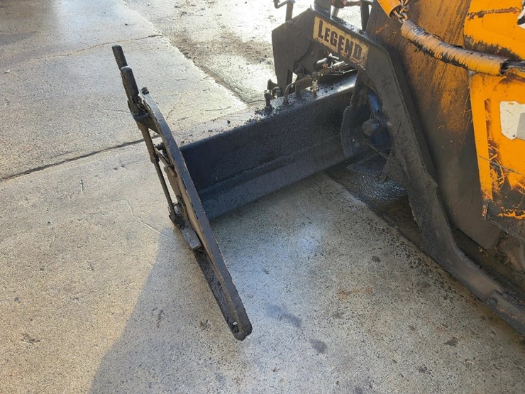 2006-leeboy-l1000t-tracked-asphalt-paver-image-14